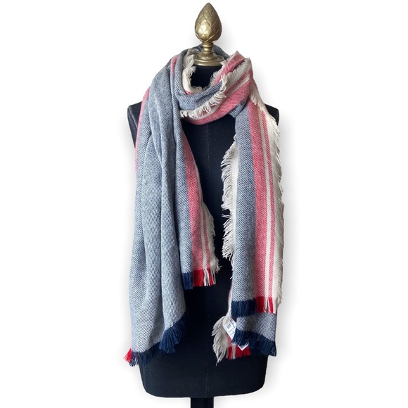 GAP Accessories - GAP Scarf Blue Red Cream Fringe Scarf